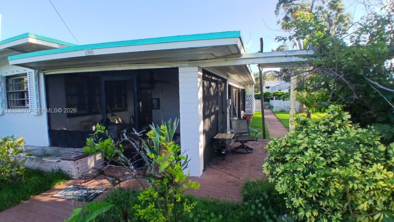 106 Yacht View Ln , Fort Pierce, FL 34946 Photo