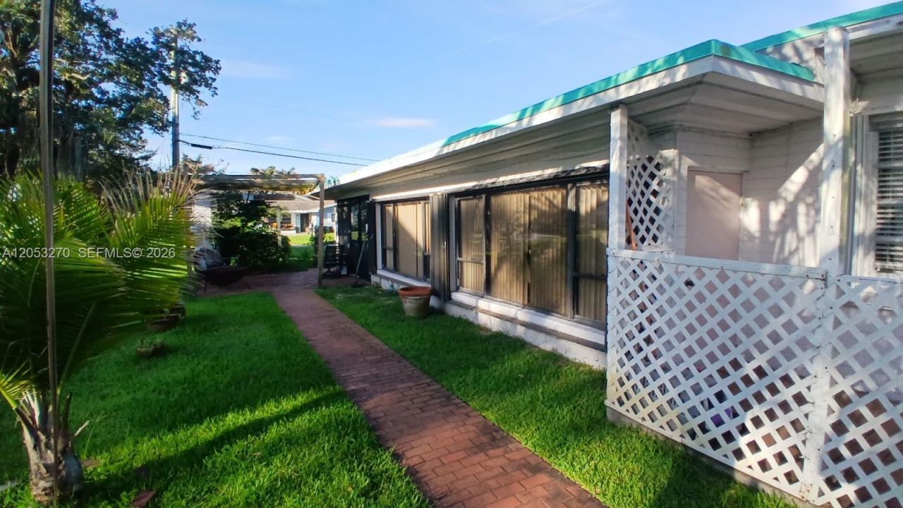 106 Yacht View Ln , Fort Pierce, FL 34946 Photo