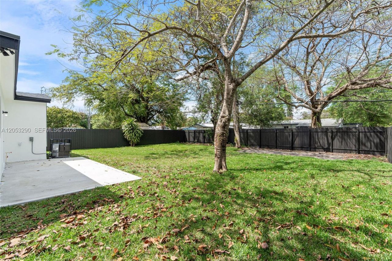 1305 Dunad Avenue , Opa Locka, FL 33054 Photo