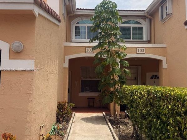 14817 Balgowan Rd , Unit 102-5, Miami Lakes, FL 33016