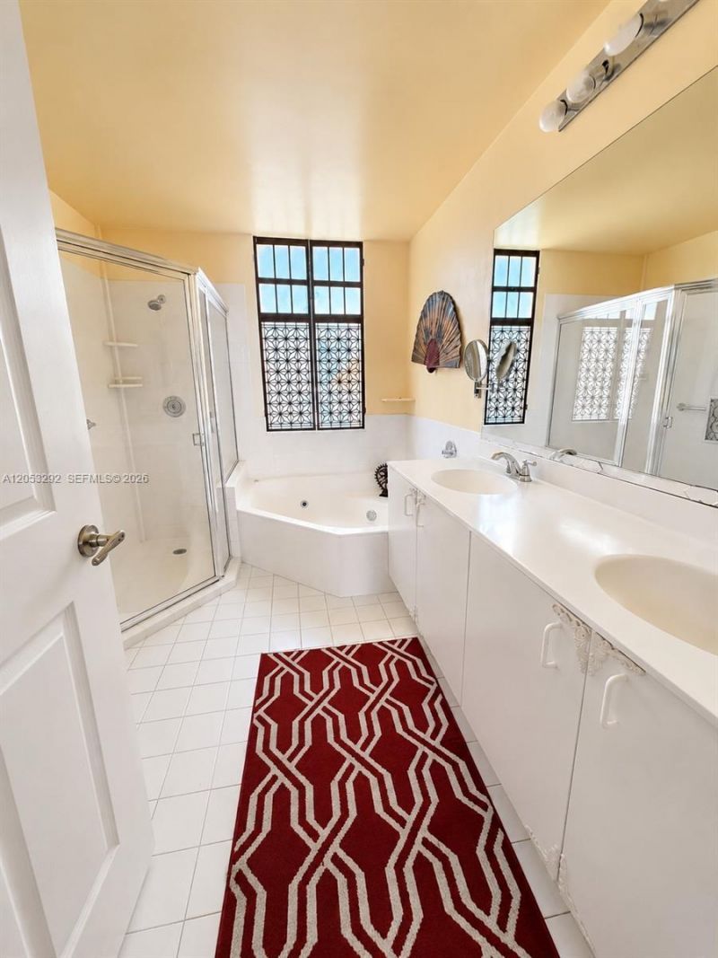 14817 Balgowan Rd , Unit 102-5, Miami Lakes, FL 33016 Photo