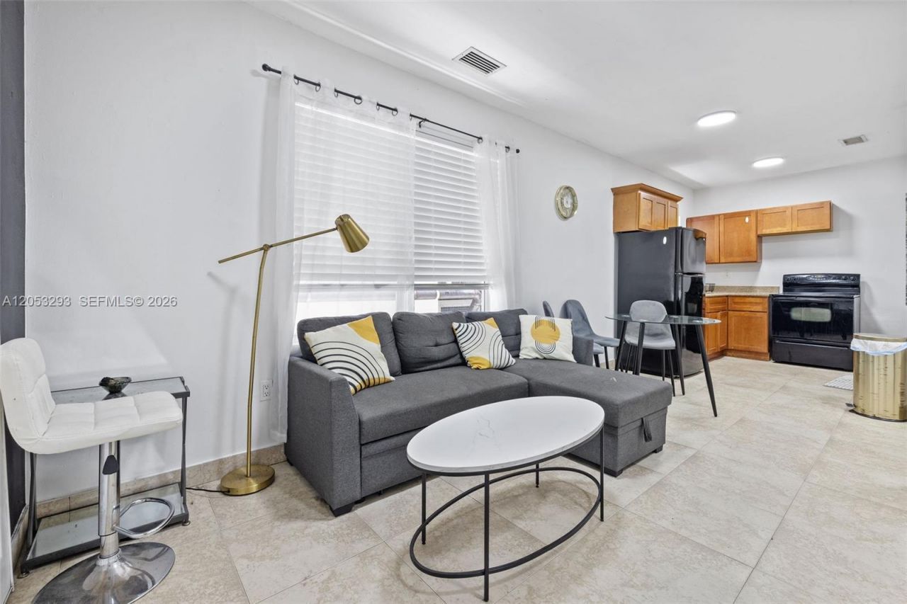 417 NE 26th St , Unit 5, Miami, FL 33137 Photo
