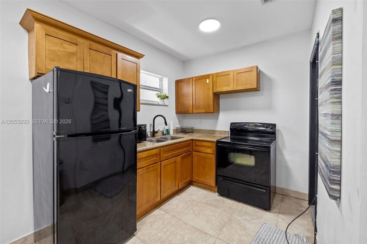 417 NE 26th St , Unit 5, Miami, FL 33137 Photo