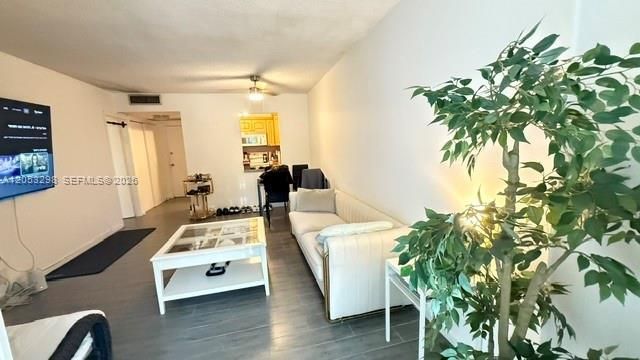 17570 Atlantic Blvd, Unit 105, Sunny Isles Beach, FL 33160 Photo
