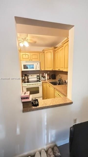 17570 Atlantic Blvd, Unit 105, Sunny Isles Beach, FL 33160 Photo