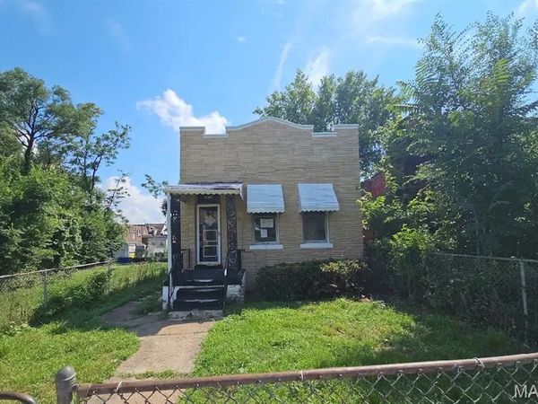 4810 Northland Avenue , St Louis, MO 63113