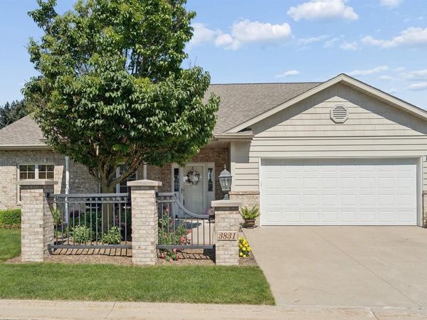 3831 N WAYSIDE LANE, Appleton, WI 54913