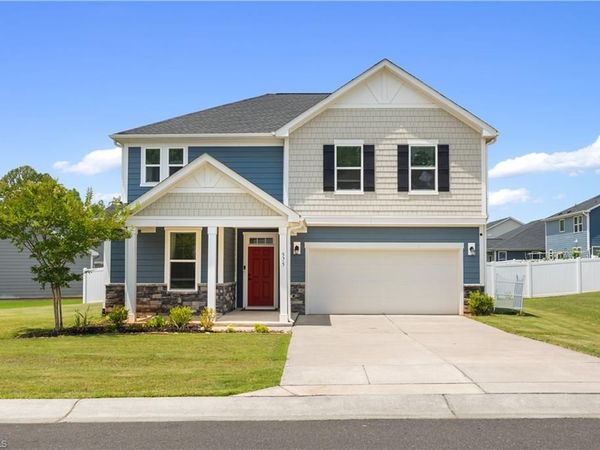 575 Kayak Court , Mebane, NC 27302