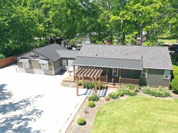 6317 Maplecrest Road, Fort Wayne, IN 46835