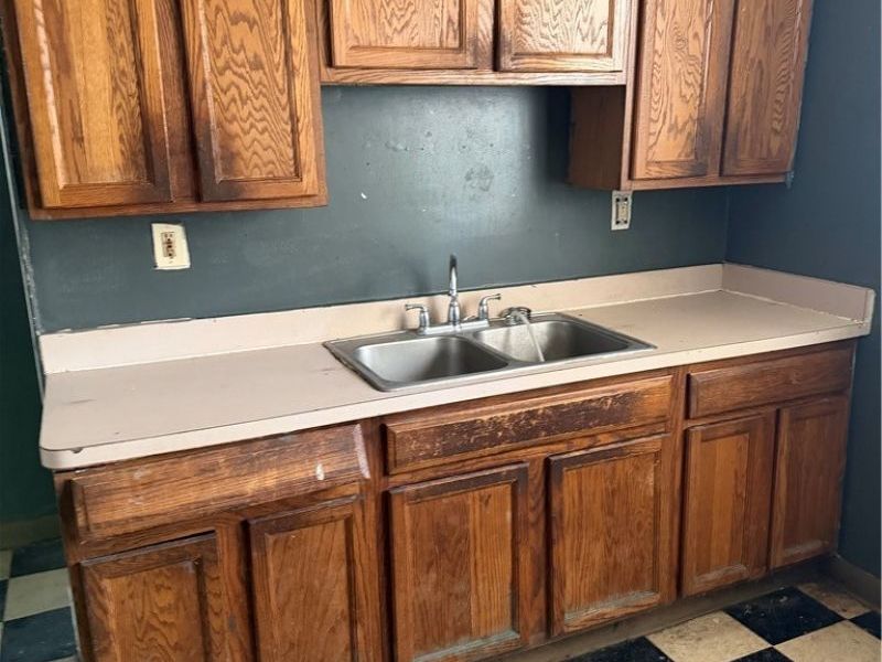 663 E 115th Street, Cleveland, OH 44108 Photo 7