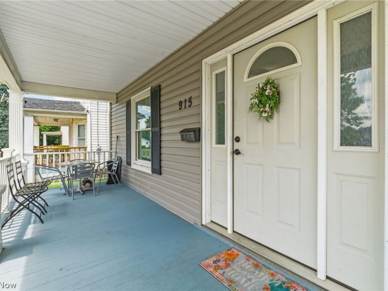 915 Auburn Place NW, Canton, OH 44703 Photo 3