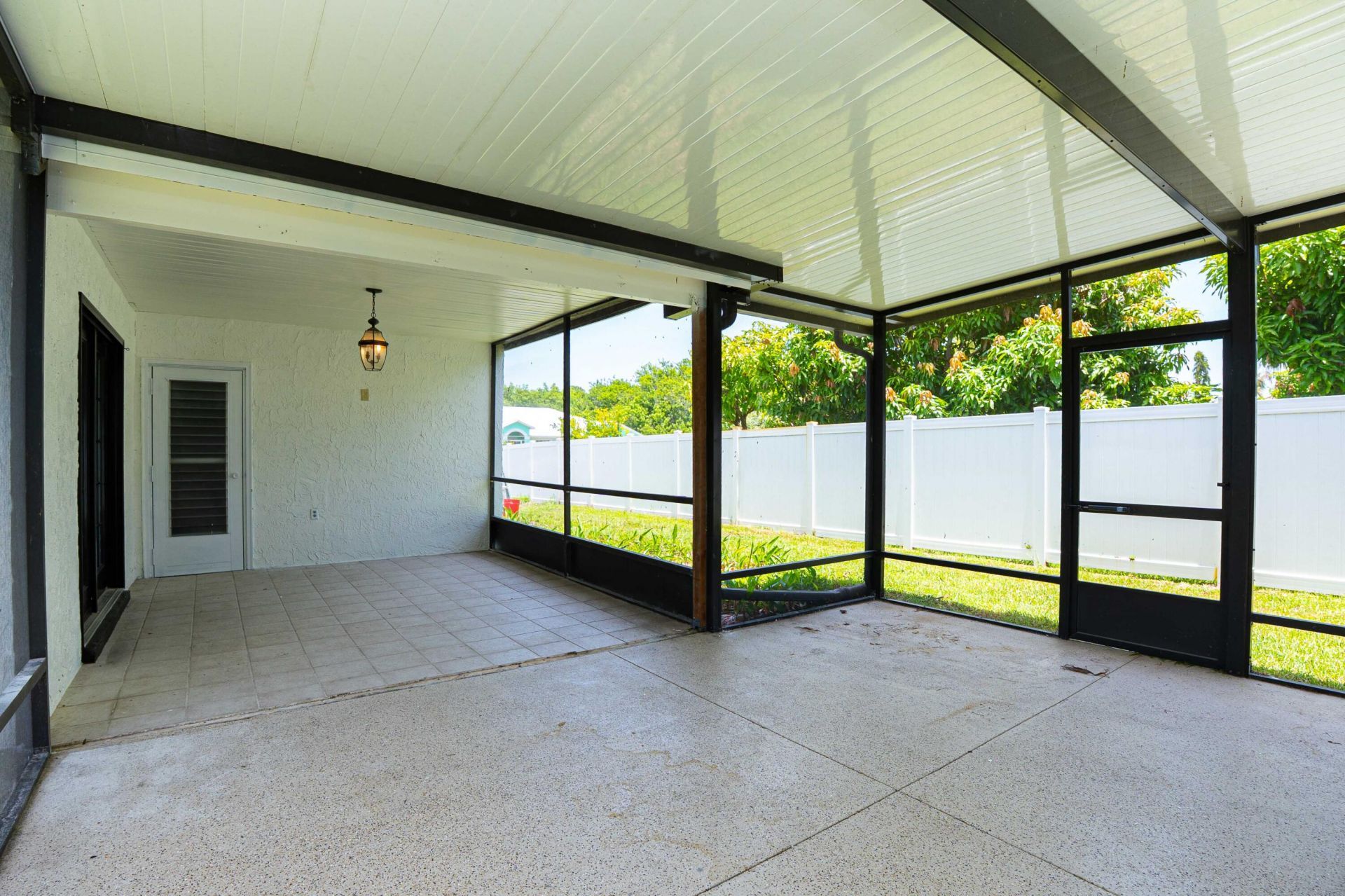 2262 SE Tile Terrace, Port Saint Lucie, FL 34952 Photo