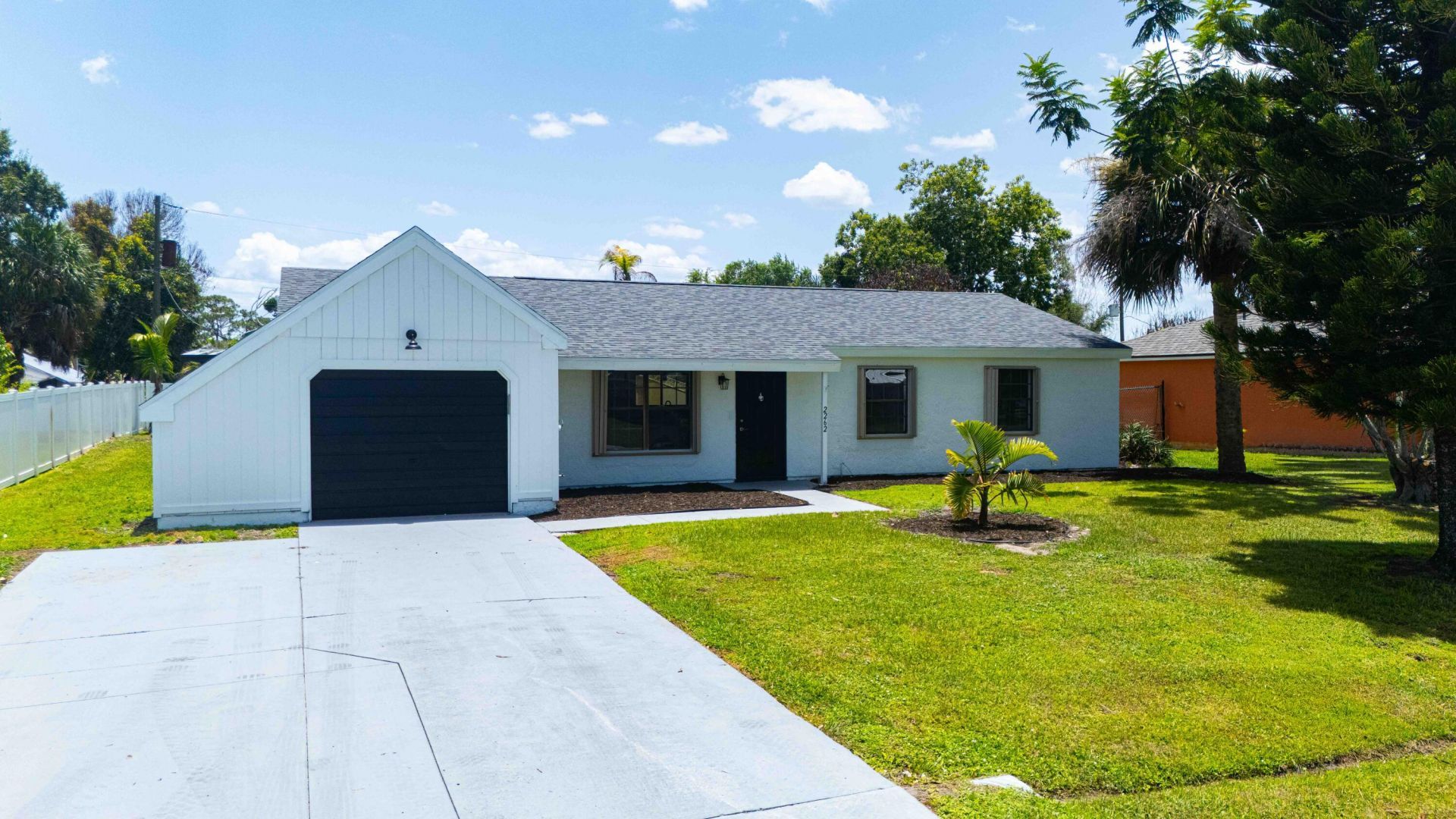 2262 SE Tile Terrace, Port Saint Lucie, FL 34952 Photo