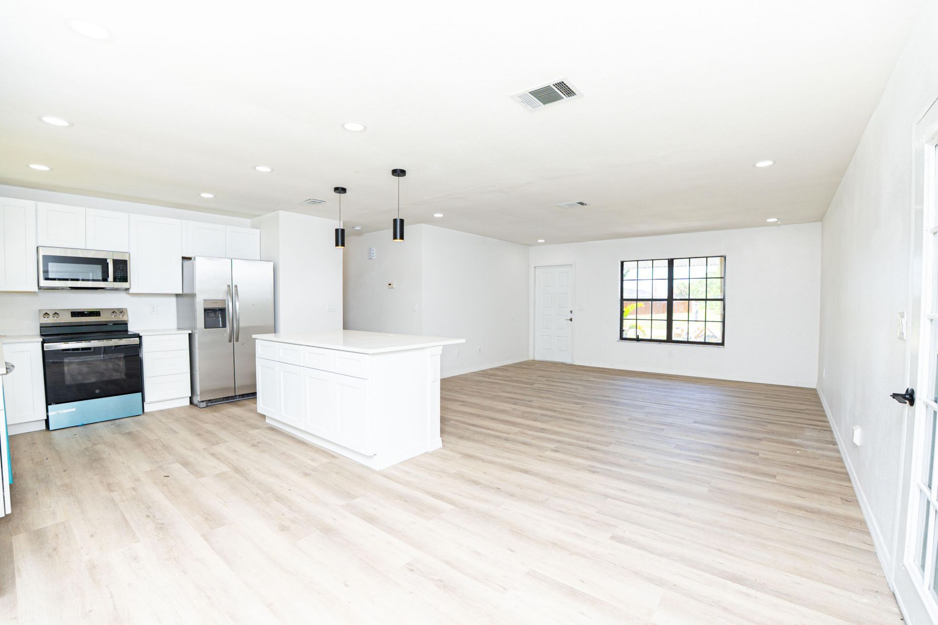 2262 SE Tile Terrace, Port Saint Lucie, FL 34952 Photo