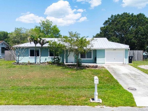 286 SW KENTWOOD Road, Port St. Lucie, FL 34953
