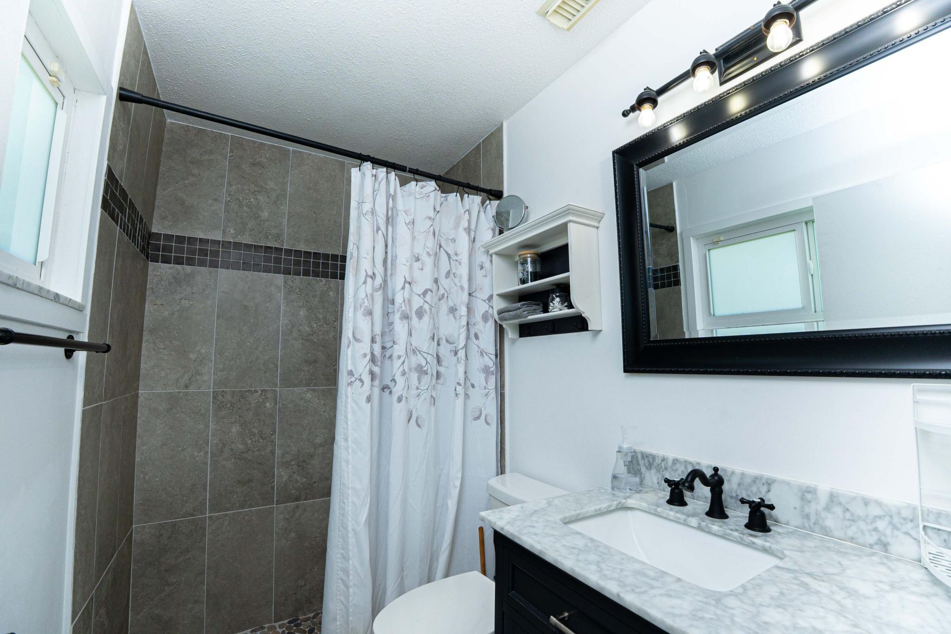 286 SW Kentwood Road, Port Saint Lucie, FL 34953 Photo