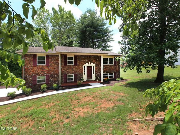7604 SW Kingsbury Drive, Knoxville, TN 37919