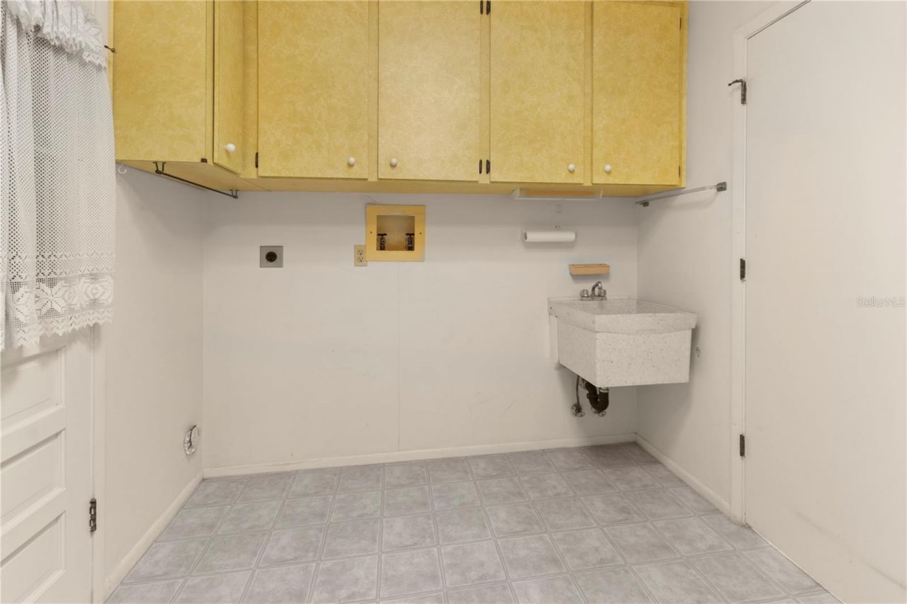 7011 10th Avenue W, Bradenton, FL 34209 Photo