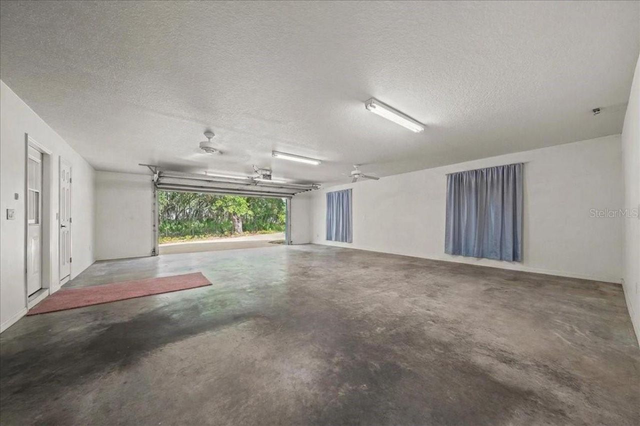 206 Malauka Radial , Ocklawaha, FL 32179 Photo