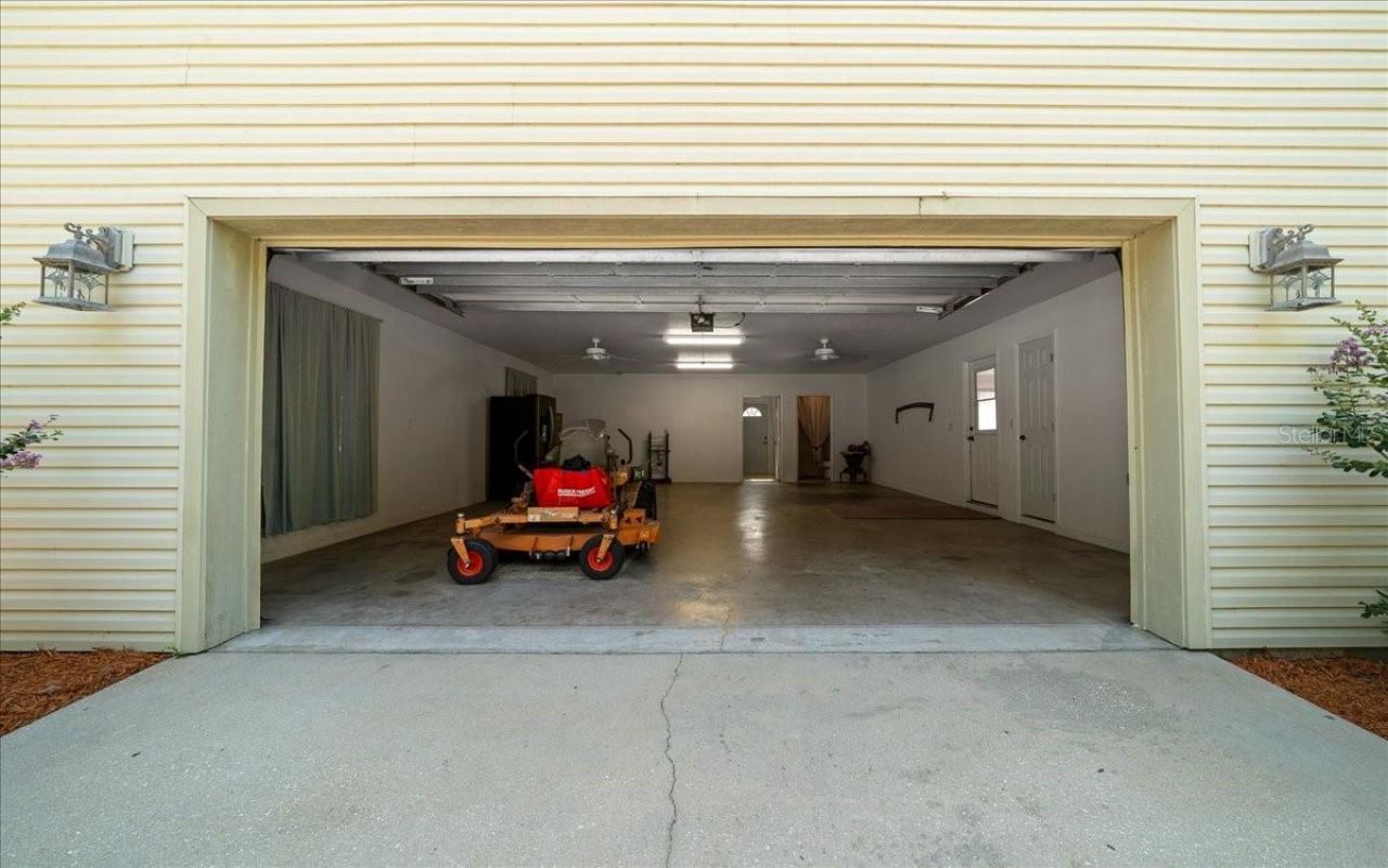 206 Malauka Radial , Ocklawaha, FL 32179 Photo