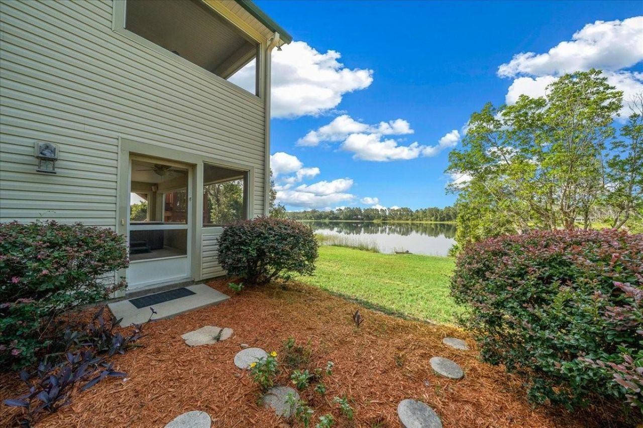 206 Malauka Radial , Ocklawaha, FL 32179 Photo