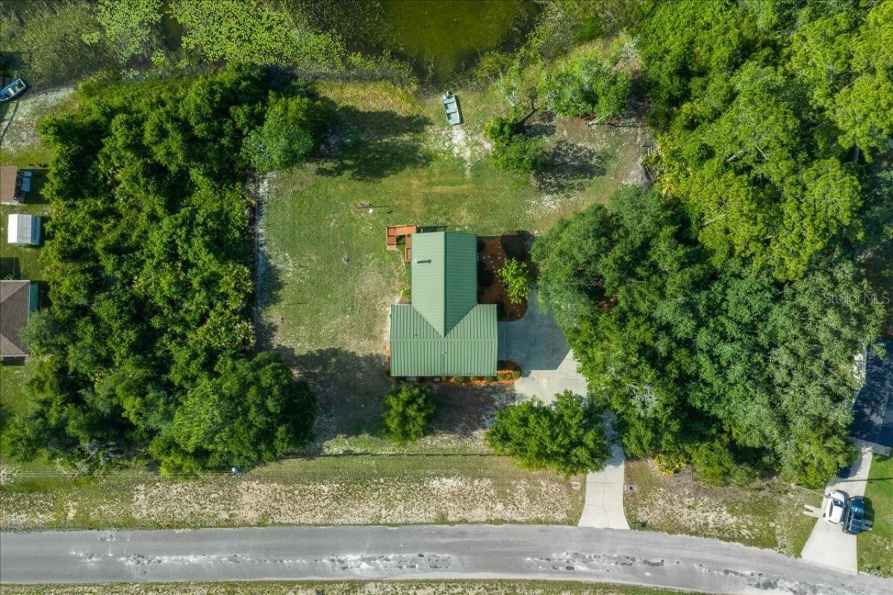 206 Malauka Radial , Ocklawaha, FL 32179 Photo