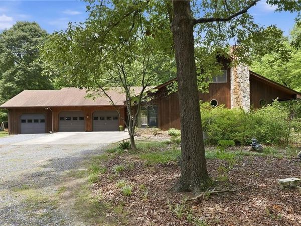 5132 Watchtower Road , Julian, NC 27283