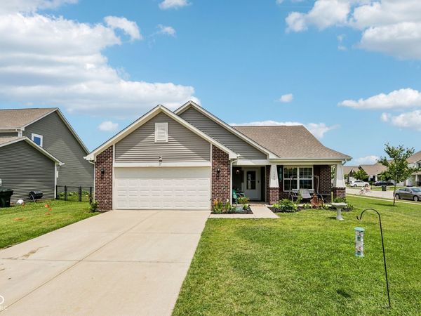 1393 W Limestone Way, Fortville, IN 46040