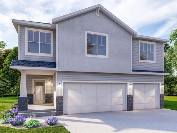 4842 Decorah Way, Fargo, ND 58104