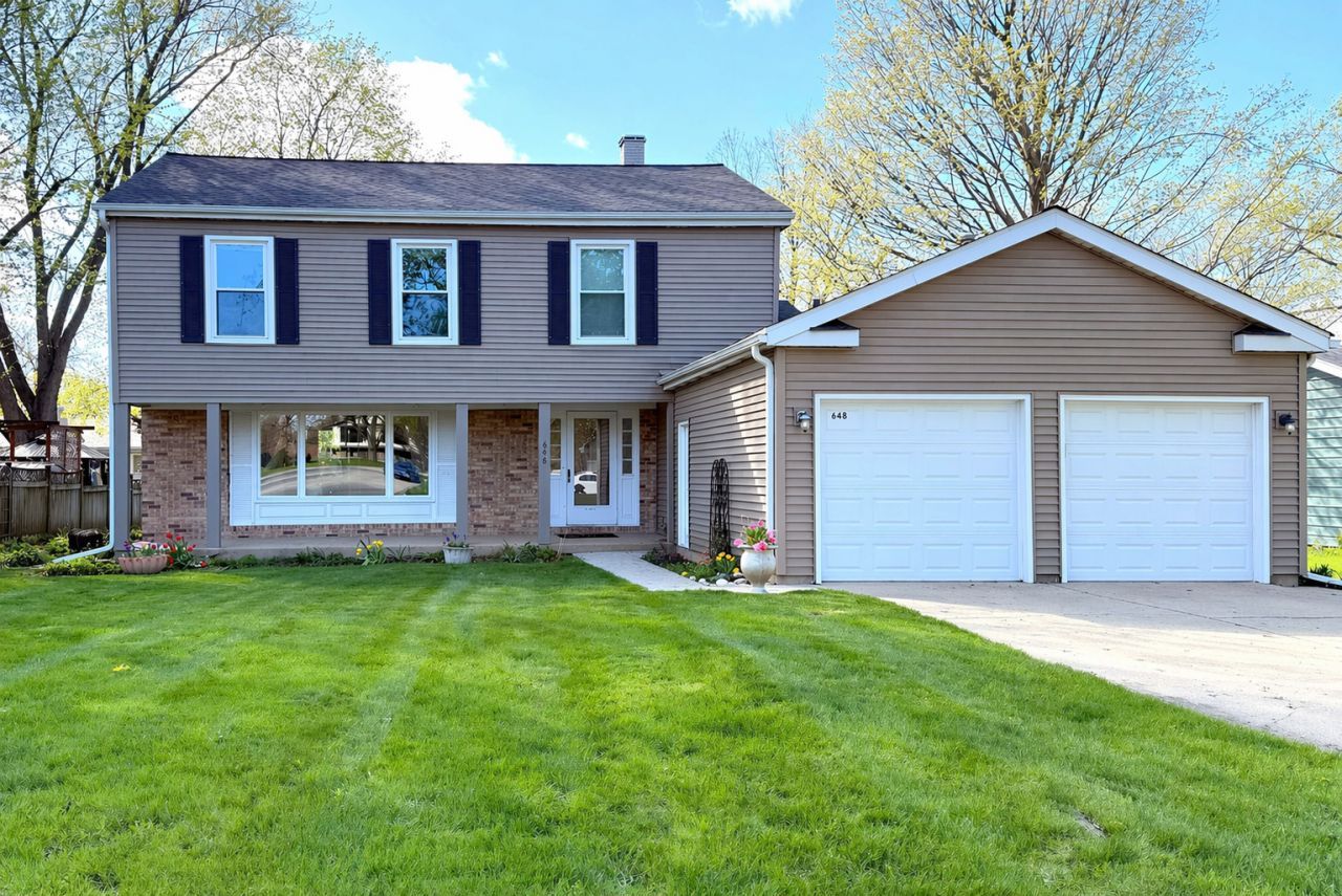 648 Darlington Lane , Crystal Lake, IL 60014