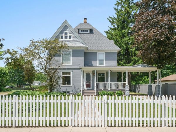 344 Flagg Street , Paw Paw, IL 61353