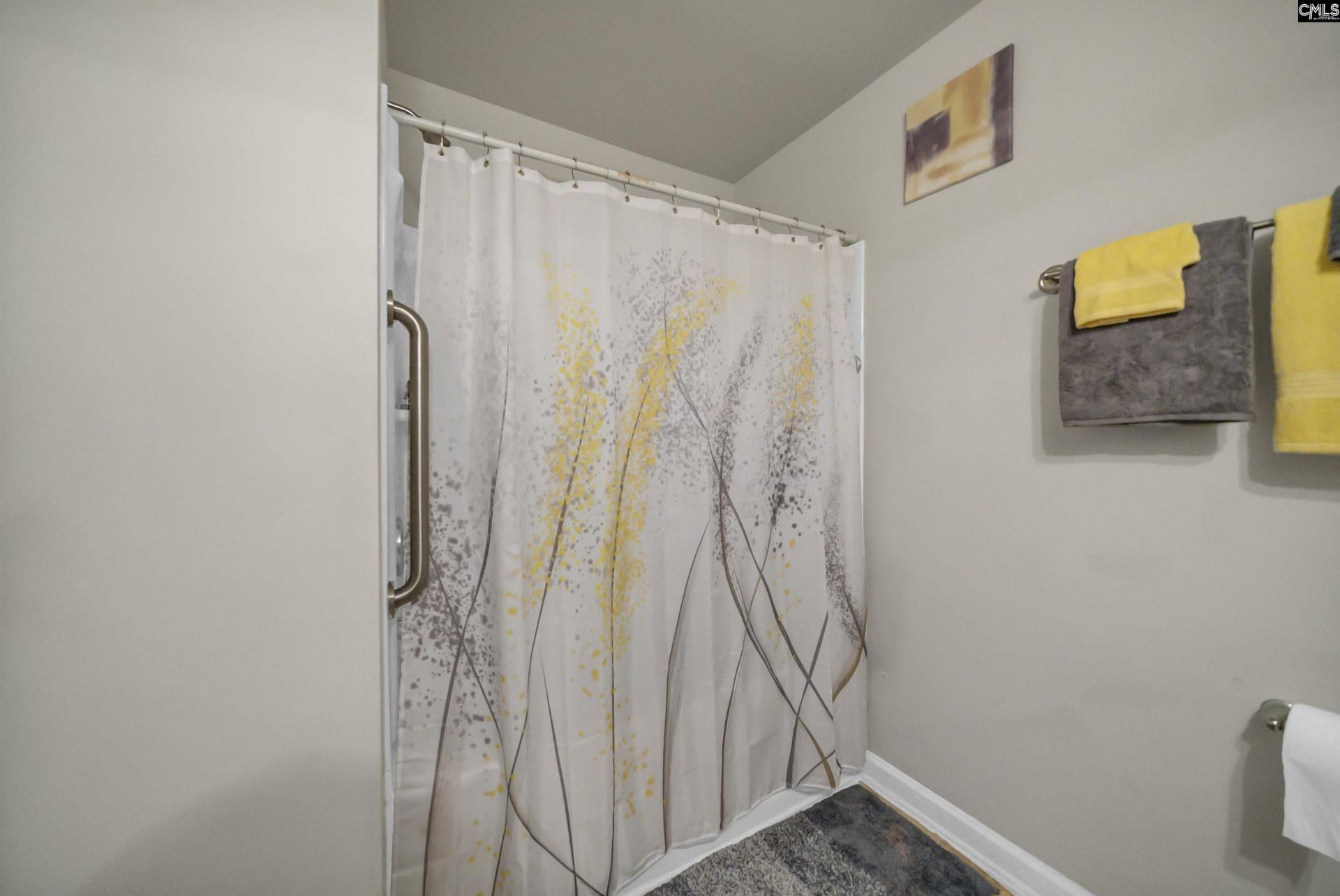 110 Cranbrook Court  Photo 16