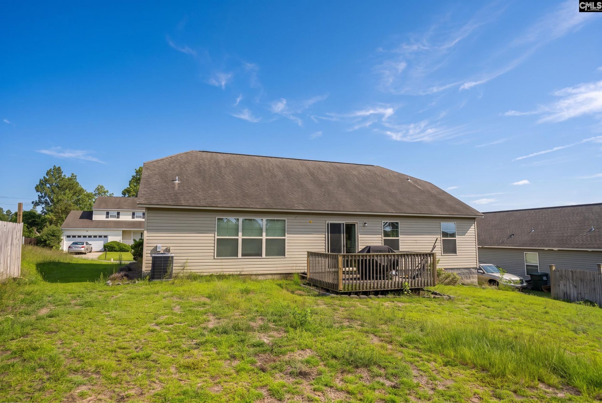 110 Cranbrook Court  Photo 4