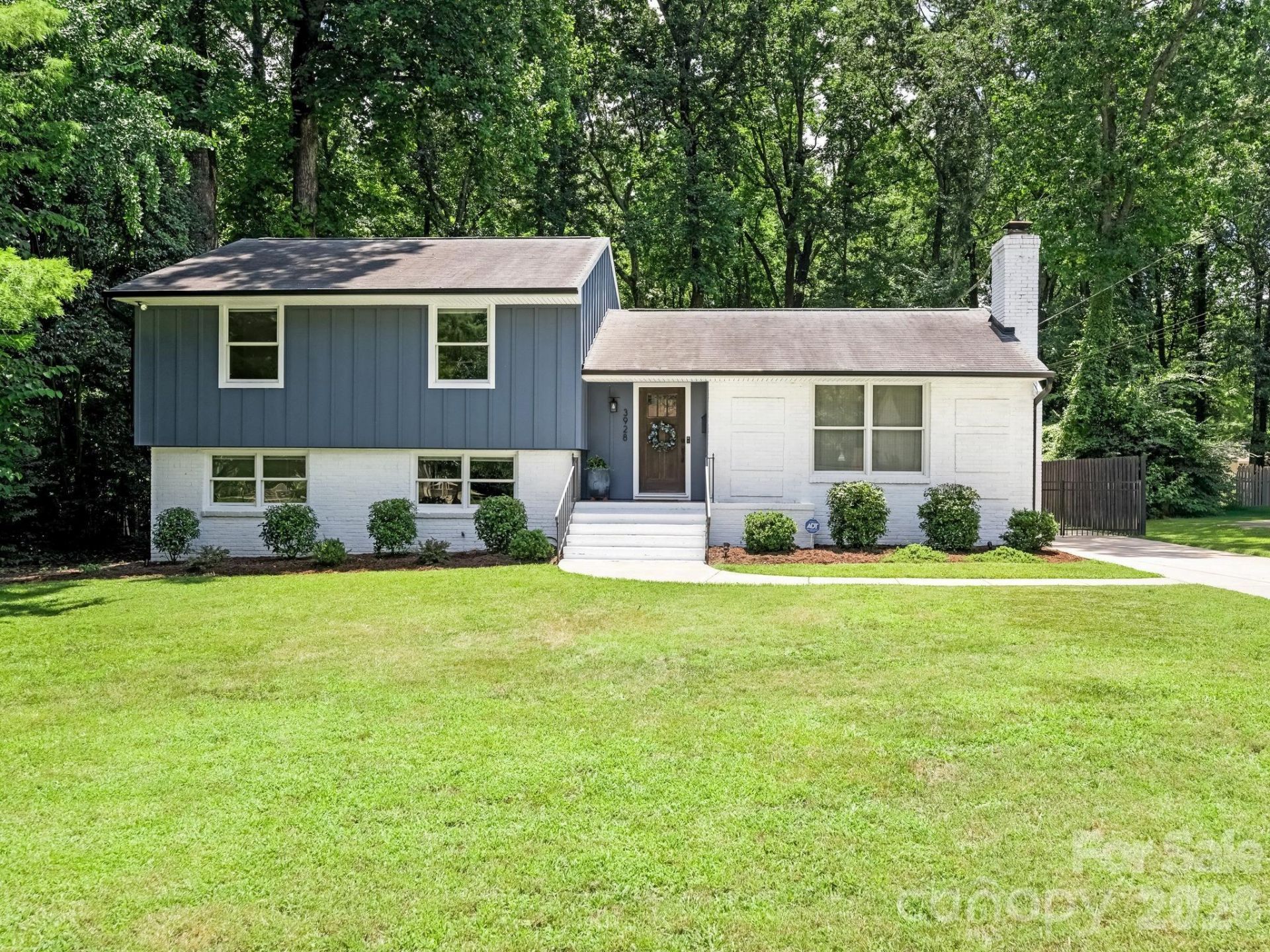 3928 Kitley Place, Charlotte, NC 28210 Main Photo