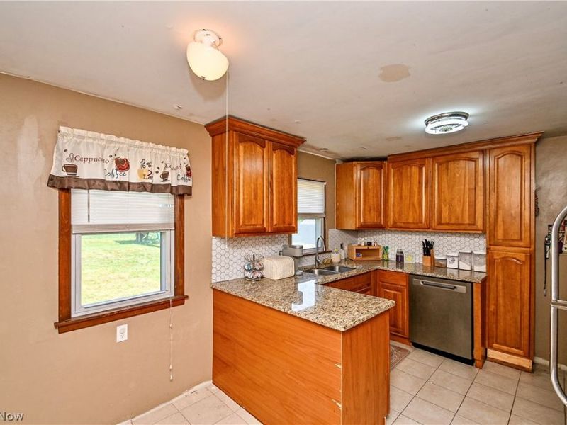 420 Stuart Street NW, Massillon, OH 44646 Photo 8