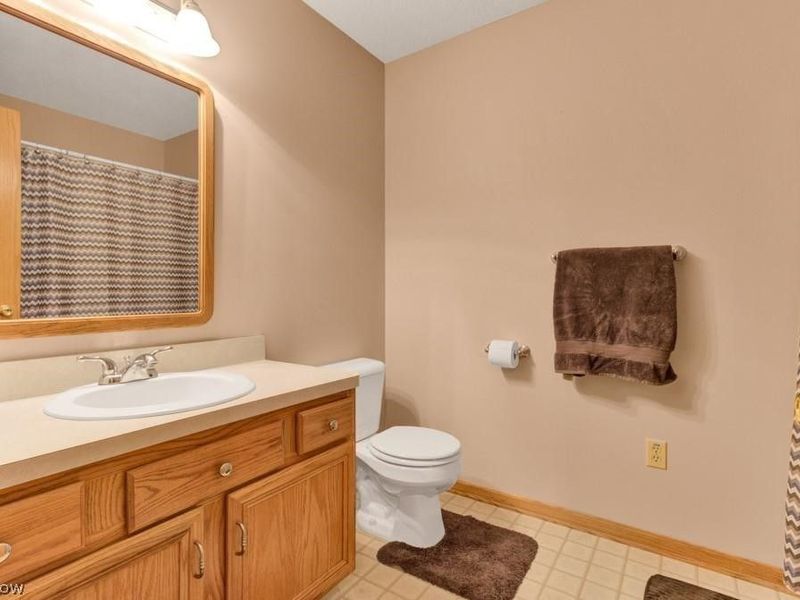 27 Latonka Trail, Malvern, OH 44644 Photo 18