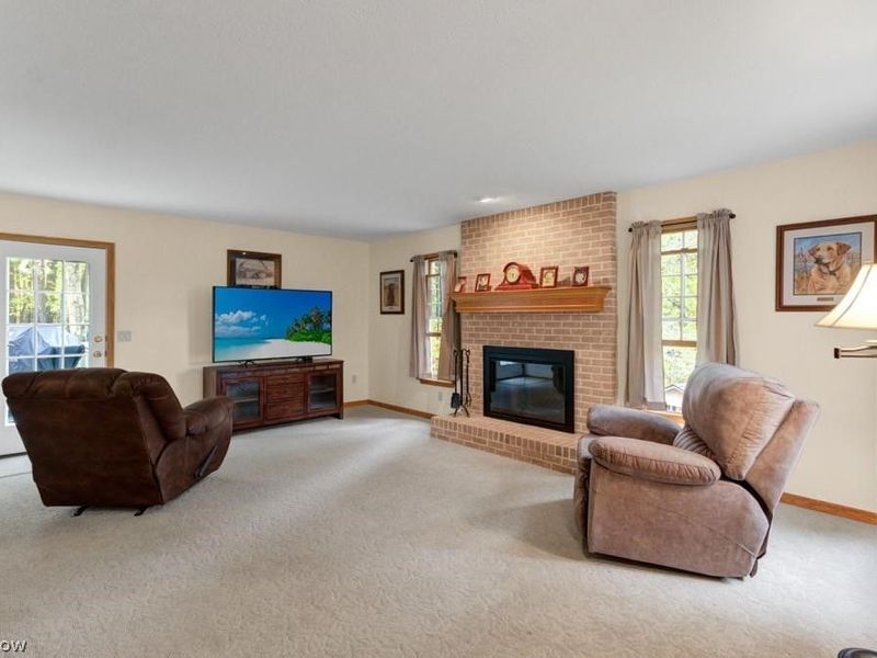 27 Latonka Trail, Malvern, OH 44644 Photo 8