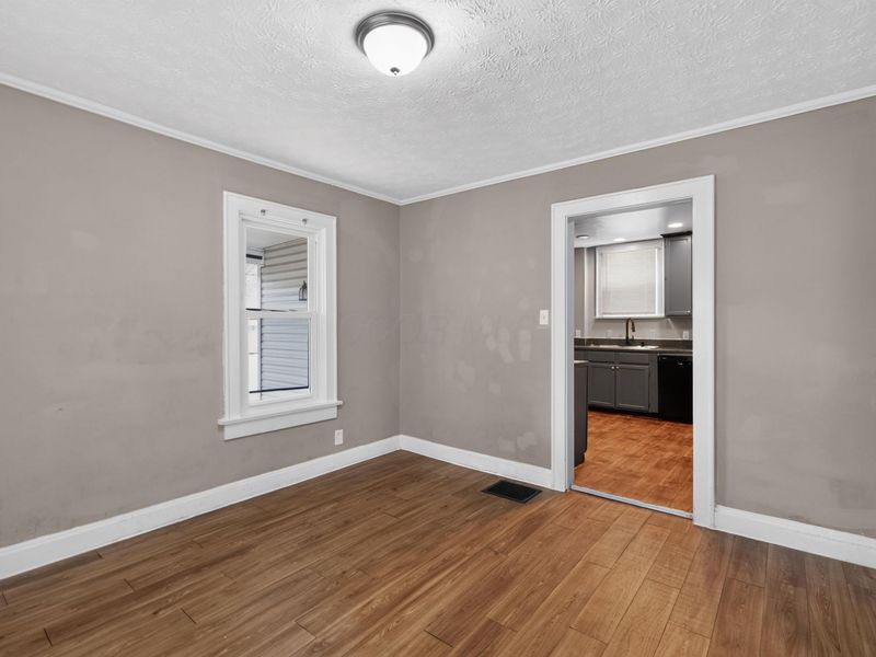655 S Ogden Avenue , Columbus, OH 43204 Photo 12