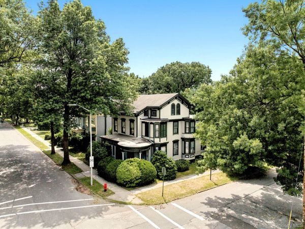 112 Academy Street , Poughkeepsie, NY 12601