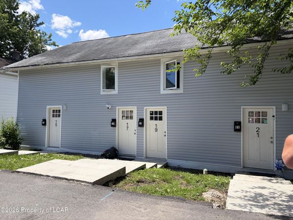 15 Murray Street, Larksville, PA 18704