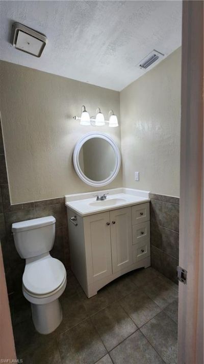 3277 Royal Canadian Trce, Unit 3, Fort Myers, FL 33907 Photo