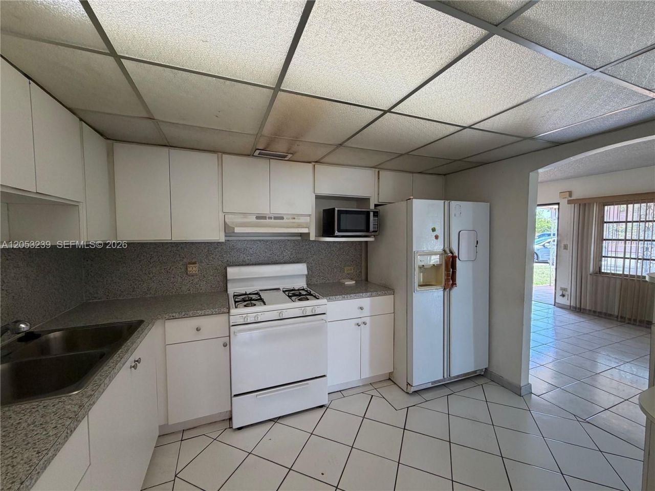 881 E 14th St , Hialeah, FL 33010 Photo