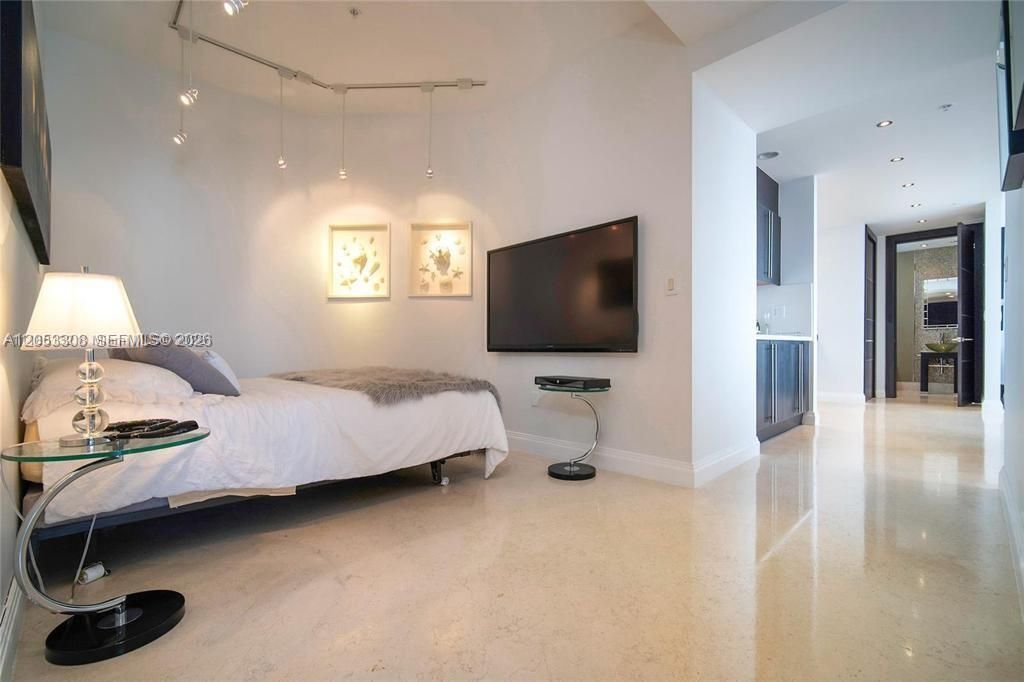 18101 Collins Ave , Unit 1101, Sunny Isles Beach, FL 33160 Photo