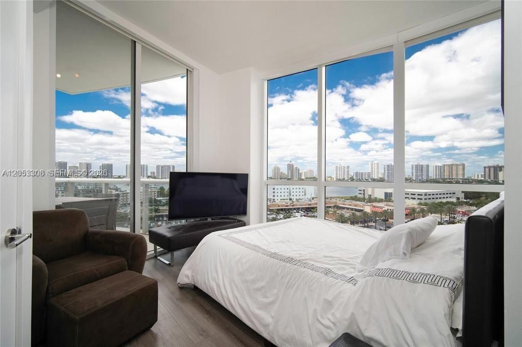 18101 Collins Ave , Unit 1101, Sunny Isles Beach, FL 33160 Photo