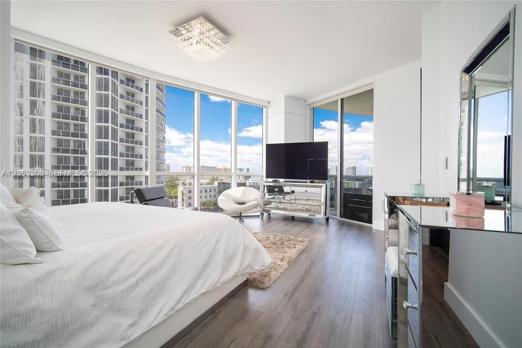 18101 Collins Ave , Unit 1101, Sunny Isles Beach, FL 33160 Photo