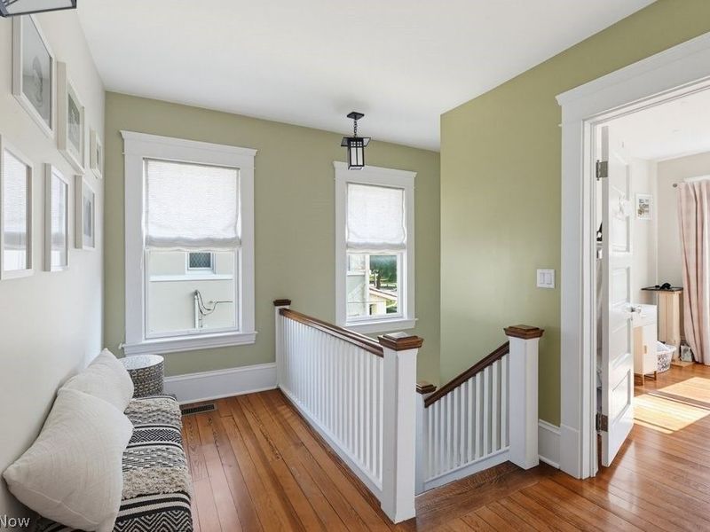 104 S Franklin Street, Chagrin Falls, OH 44022 Photo 20