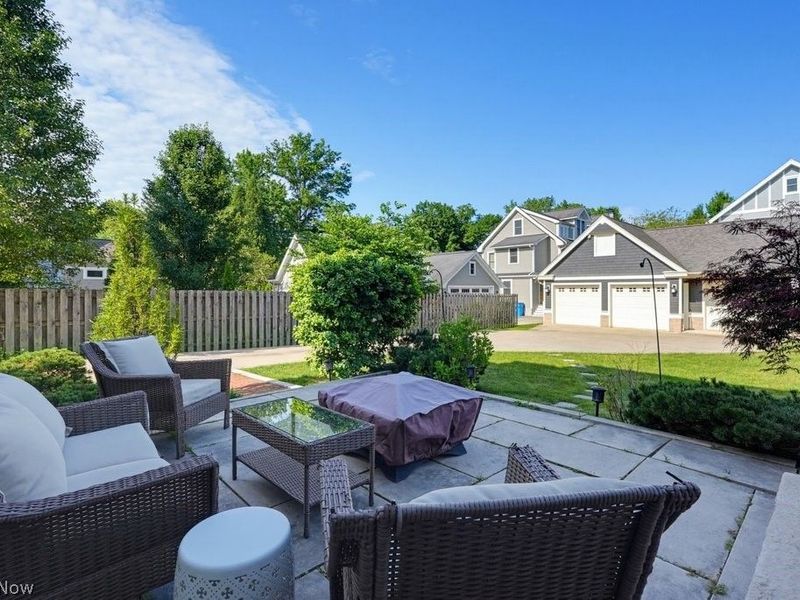 104 S Franklin Street, Chagrin Falls, OH 44022 Photo 6