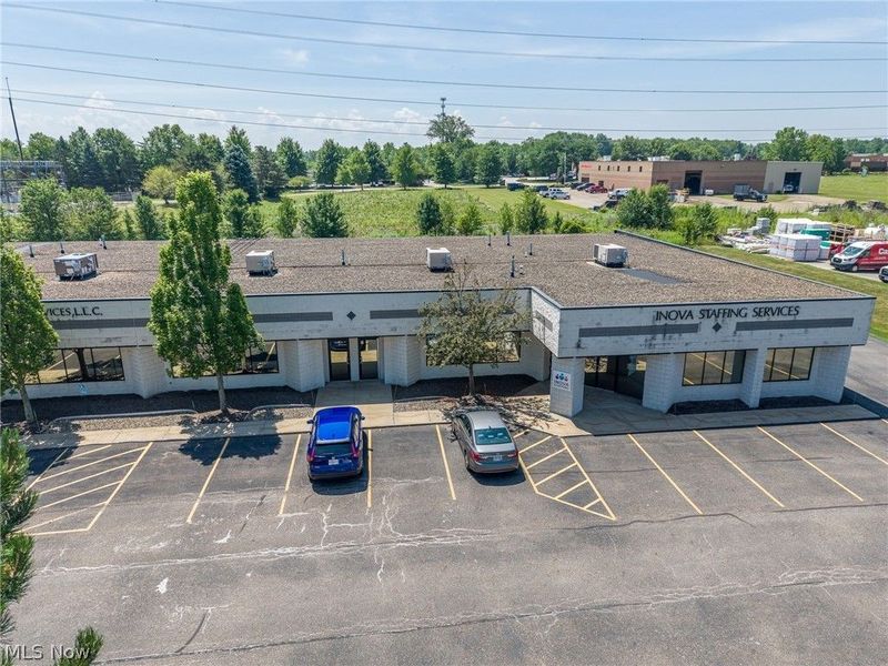 2132 Case Parkway, Twinsburg, OH 44087 Photo 2