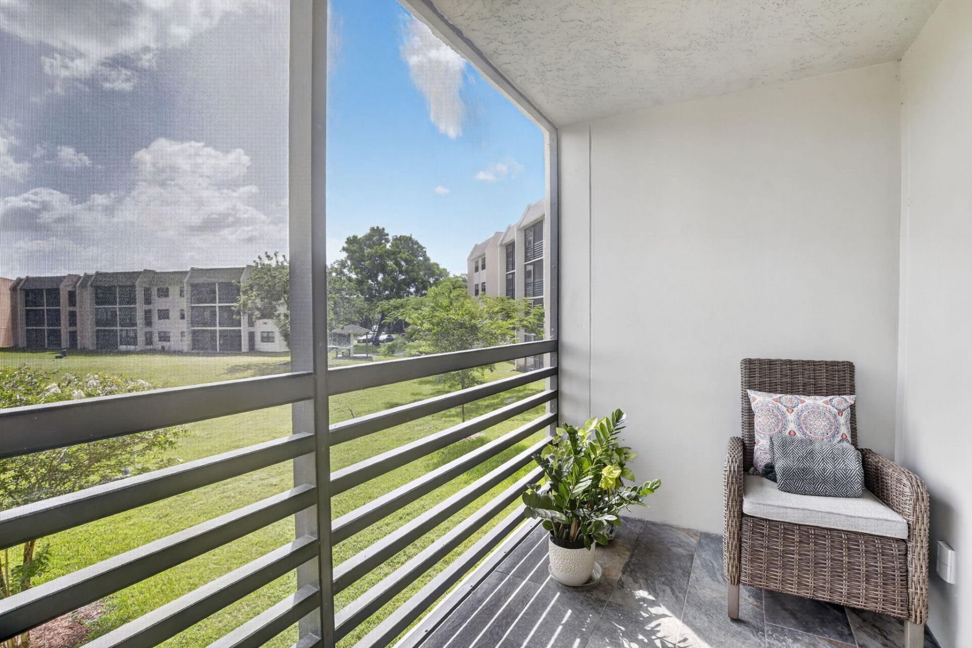 2793 NW 104th Avenue, Unit 203, Sunrise, FL 33322 Photo