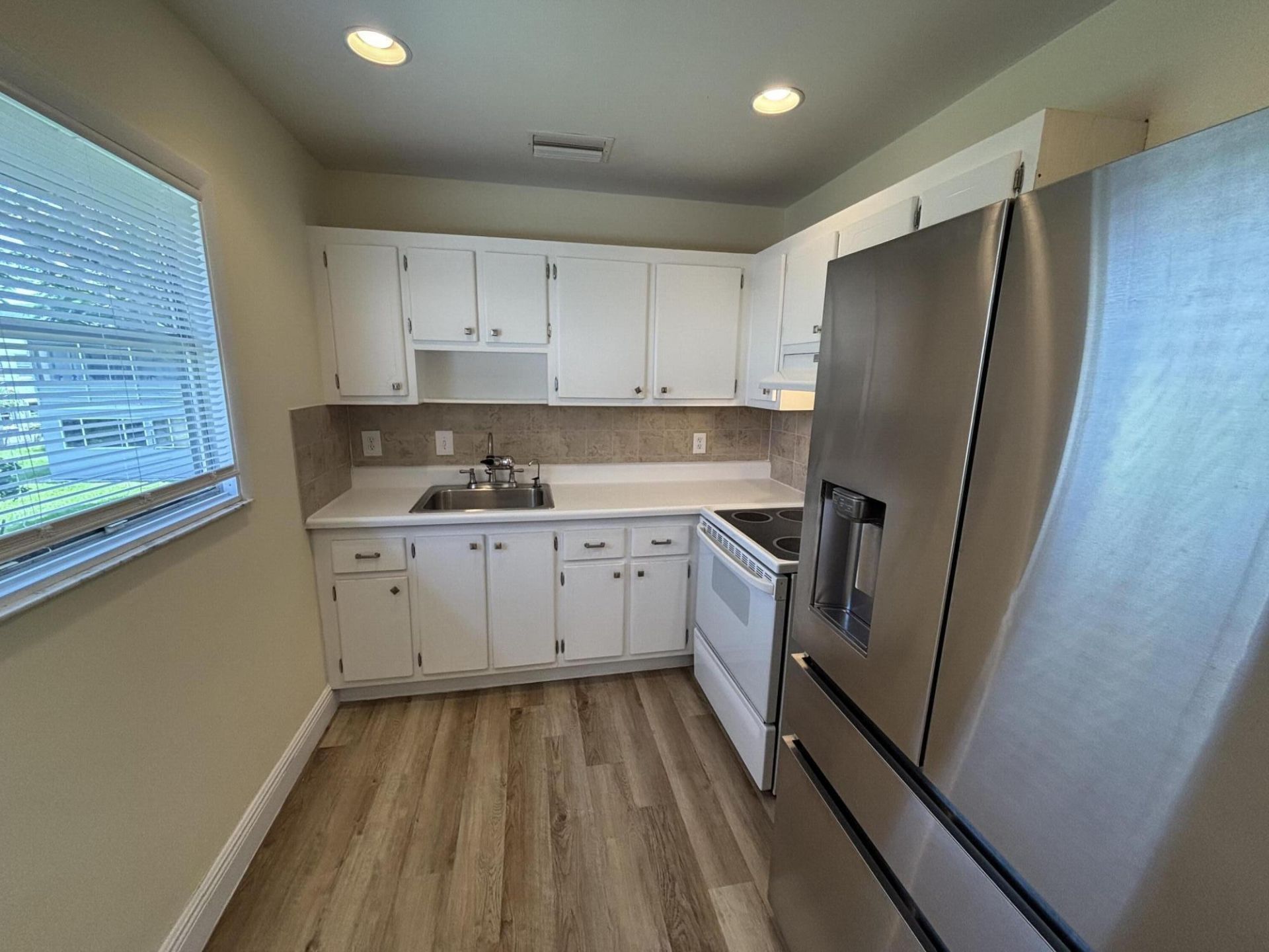652 Flanders N, Delray Beach, FL 33484 Photo